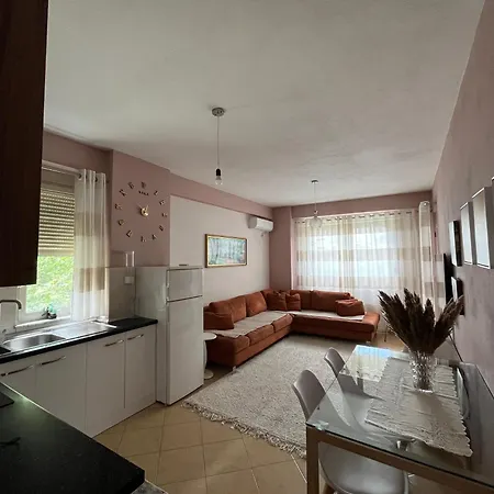 Astiri Apartman Kashari